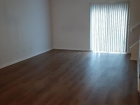 5th image of 4811 Playpen Dr