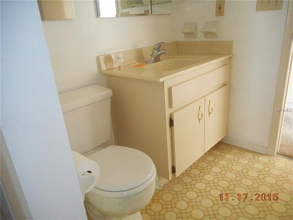 3rd image of 602 Lake Dexter Cir