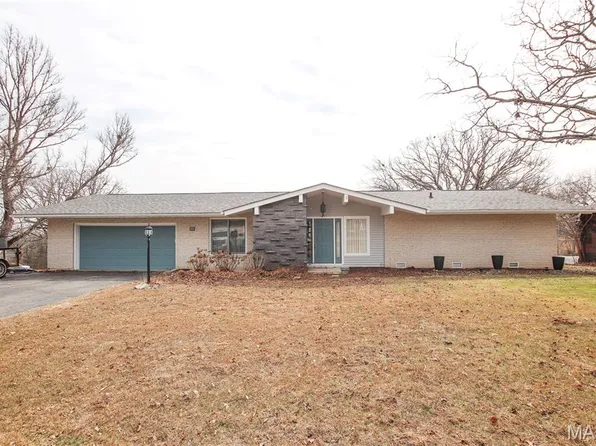 612 Crestview Dr, Sullivan, MO 63080