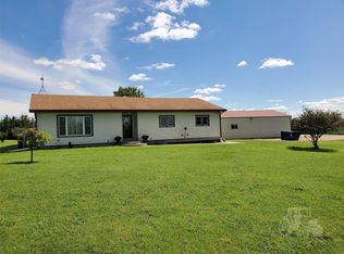 3260 O Rd, Beloit, KS 67420