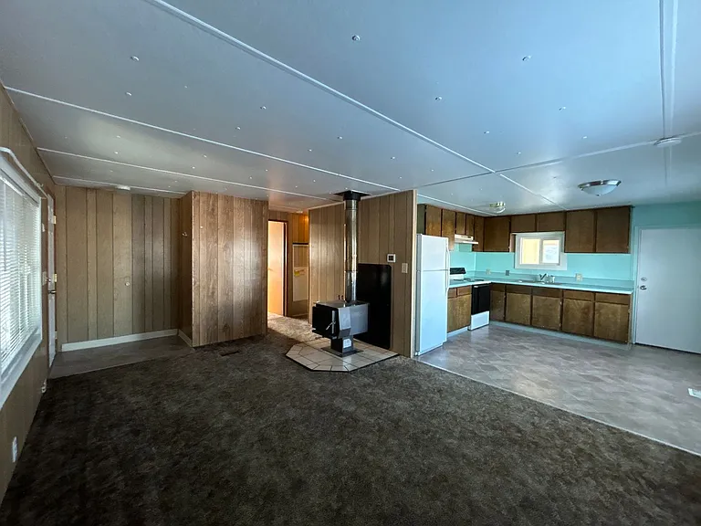 130 Jefferson Ave — Photo 4