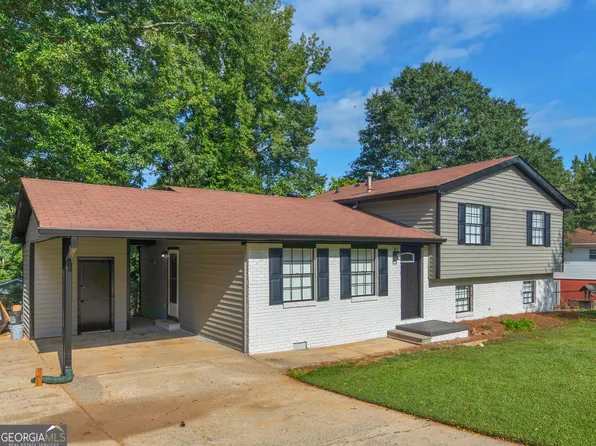 6637 Bedford Rd, Rex, GA 30273