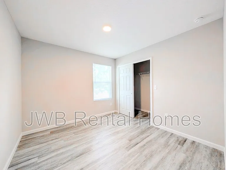 8625 Cocoa Ave — Photo 7