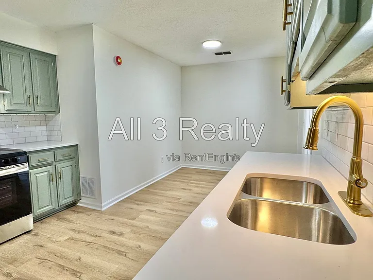 2905 Willow Lane Dr — Photo 13