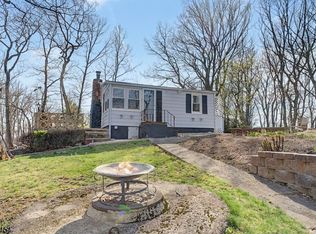 10 Berton Rd, Boonton, NJ 07005