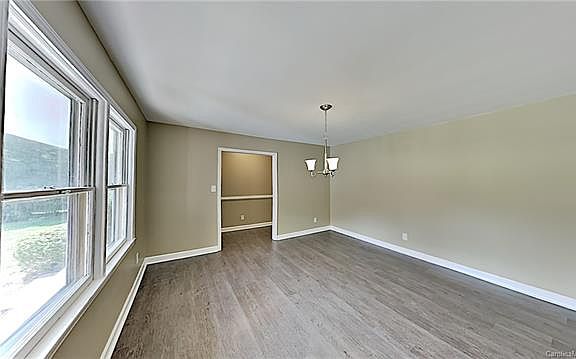 2nd image of 204 Brookmeade Dr