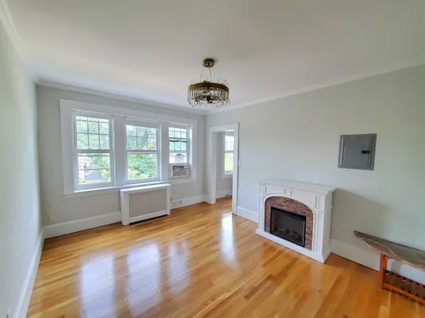 22 Concord Ave, Cambridge, MA