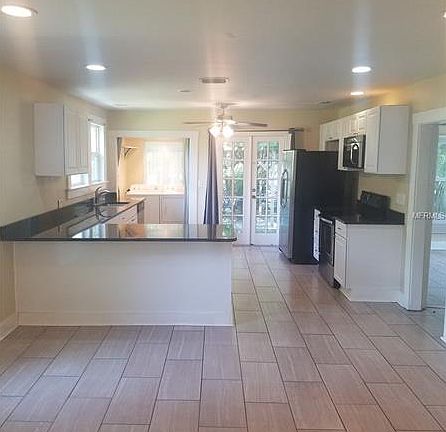 4th image of 2232 37th St S