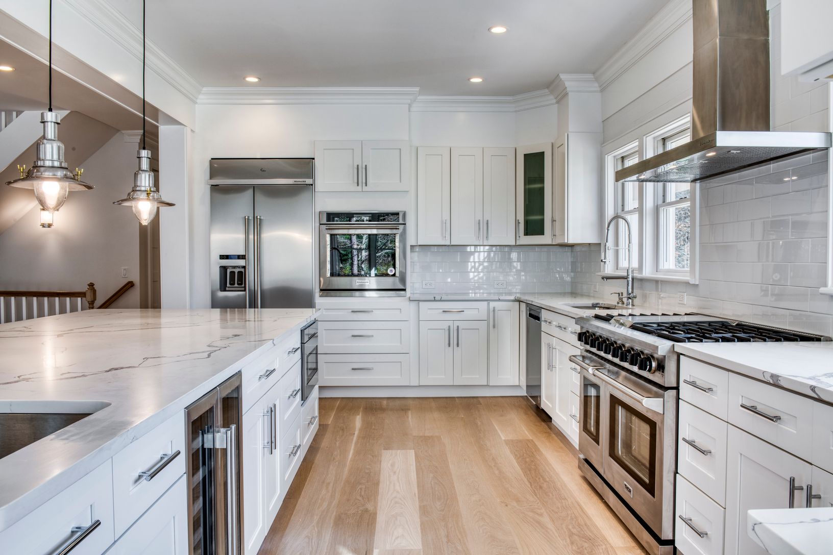  Granite and stainless steel