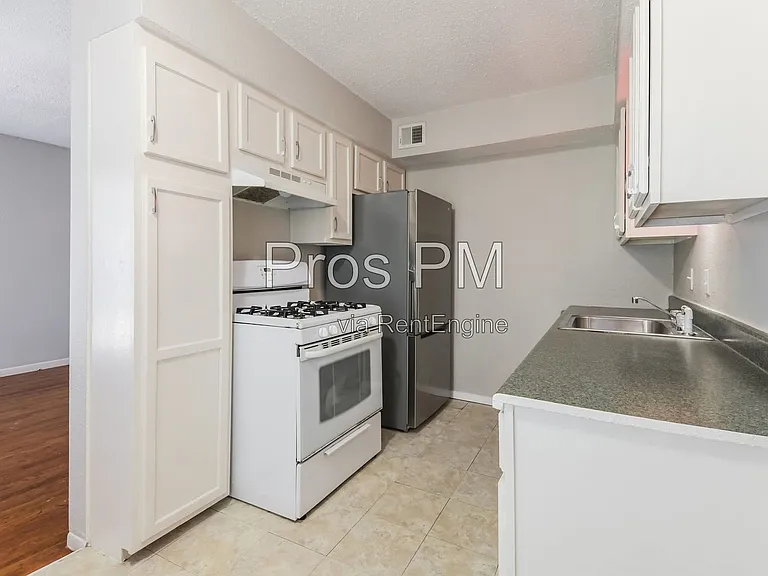 5317 Junius St #212 — Photo 9