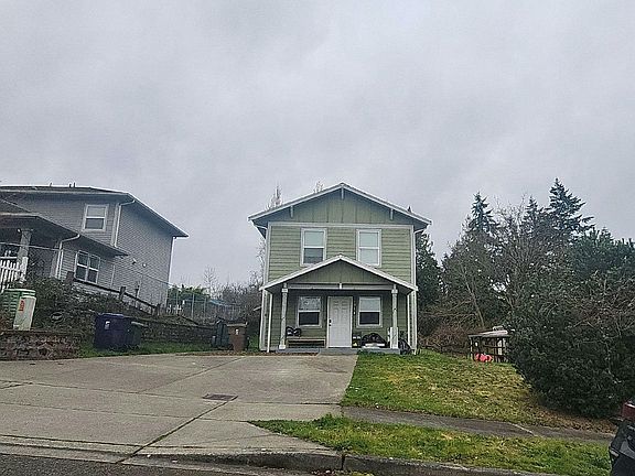 2nd image of 1914 E Gregory Street Ct
