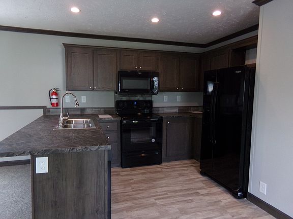5th image of 2 Fox St #8I44DR