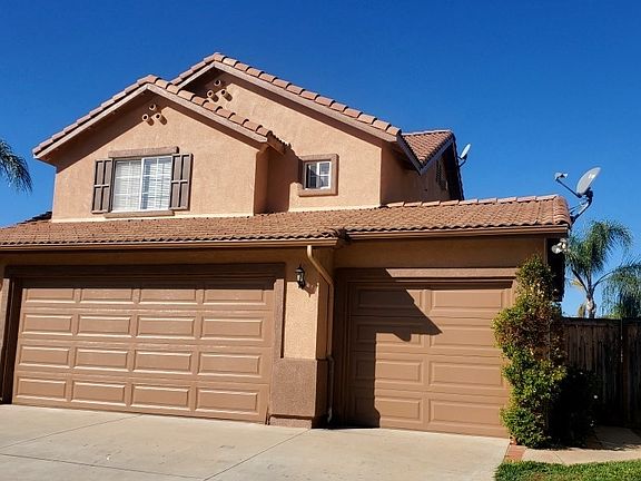 3rd image of 13516 Jennifer Ln
