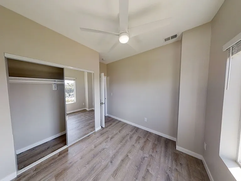 5262 Tipton St — Photo 11