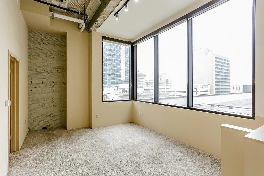 2 bed, 2.0 bath, 1130 sqft, $2,300 — Photo 1