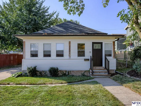 3201 Marcy St, Omaha, NE 68105