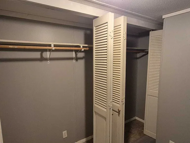 8 Old Creek Way — Photo 18