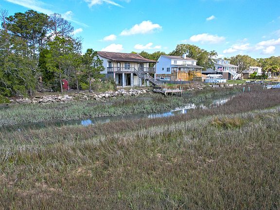 4th image of 1538 Periwinkle Dr
