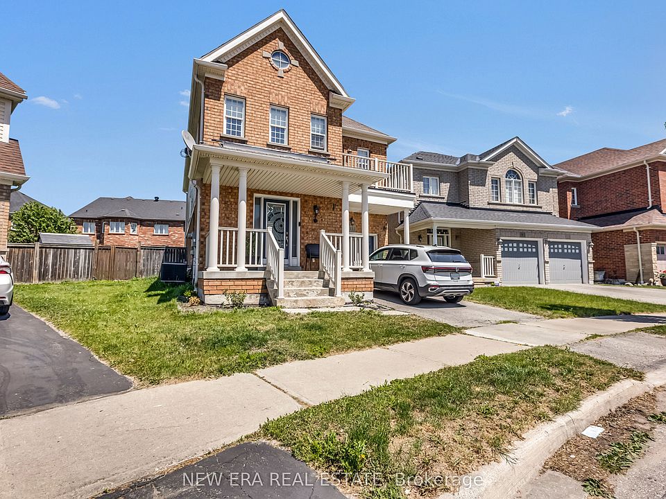 1st image of 11 Warnford Cir