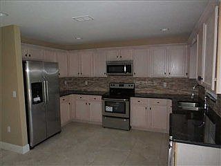 4th image of 161 Granada Blvd