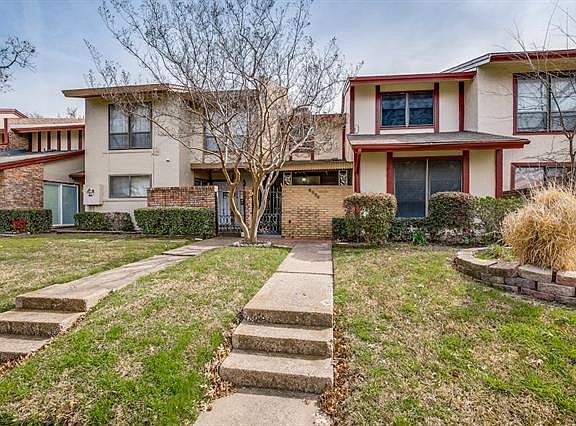2nd image of 3924 Towngate Blvd