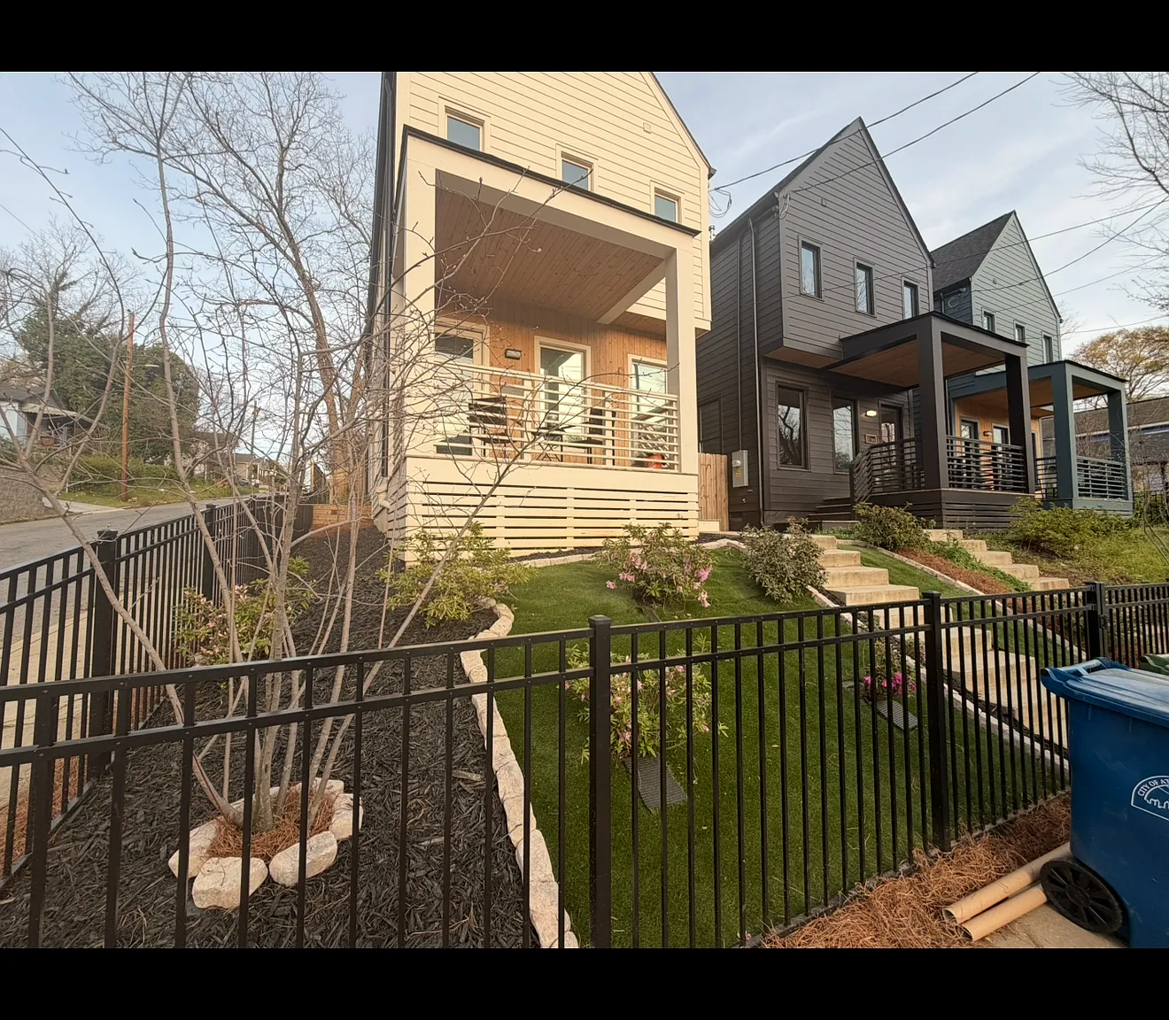 3 bed, 1484 sqft, $3,500 — Photo 1