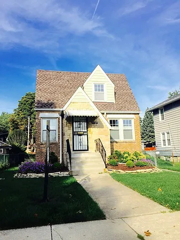 3708 Maple Ave photo 1