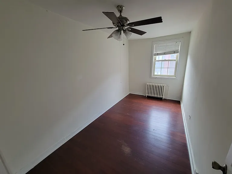 419 Fairmount Ave #B — Photo 33