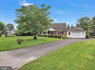 214 Reifsnyder Rd, Lititz, PA 17543