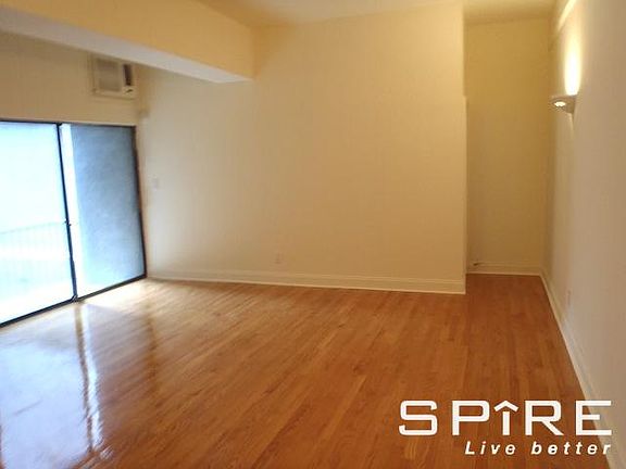 2nd image of 10 E 13th St APT 3G