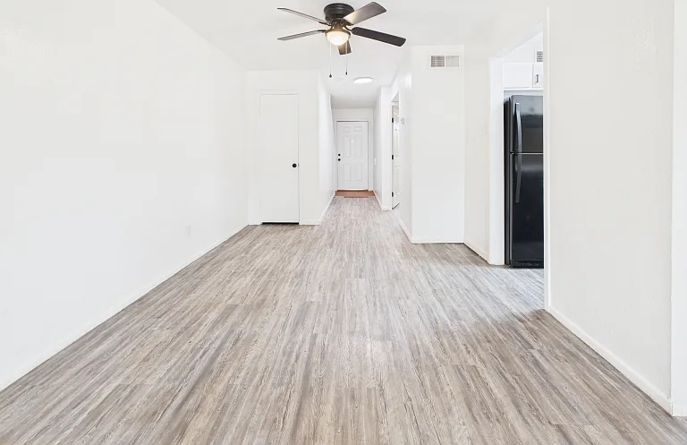 Tanglewood Apartments — Photo 53