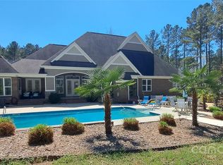 1012 Ledge Wood Ln, Clover, SC 29710