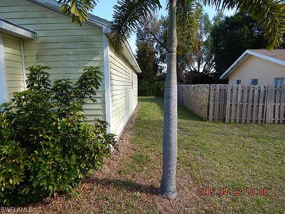 2nd image of 2075 Coral Point Dr