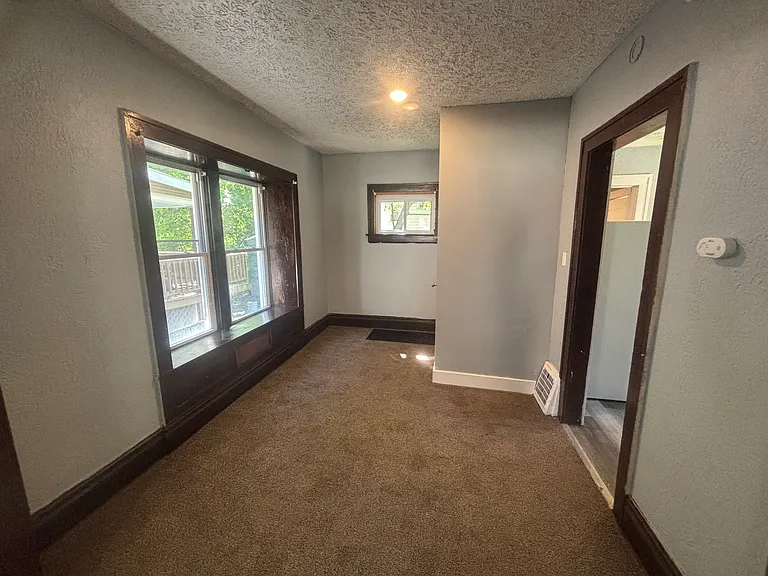 246 Wildwood Ave — Photo 5