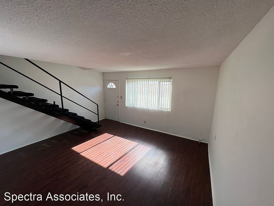 1st image of 6928 Valmont St Unit 3