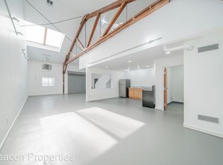 1617 32nd St #A, Emeryville, CA 94608