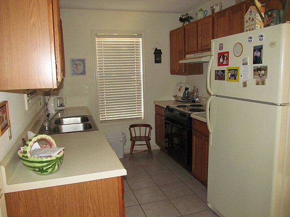 2nd image of 105 Dabney St