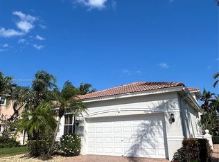 240 Isle Verde Way, Palm Beach Gardens, FL 33418