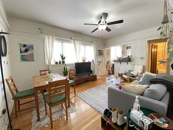 5th image of 925 W Cornelia Ave #931-1B