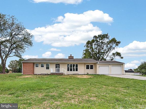 2nd image of 2035 Kays Mill Rd