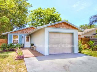 1776 Mova St, Sarasota, FL 34231