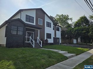 16-37 11th St, Fair Lawn, NJ 07410