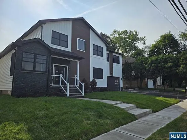 16-37 11th St, Fair Lawn, NJ 07410