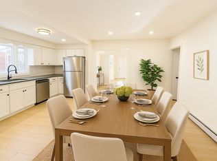 262 Nevada St FLOOR 2, Newtonville, MA 02460