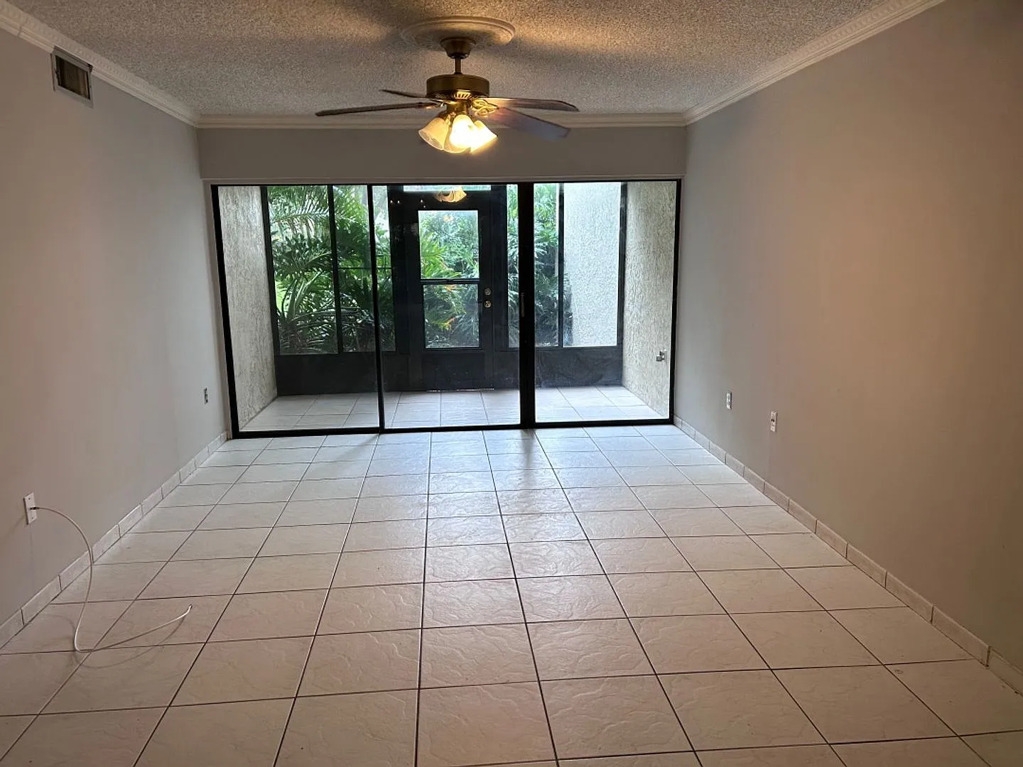 3244 S Semoran Blvd — Photo 3