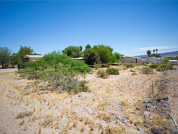 2nd image of 4586 E Park Dr Drive