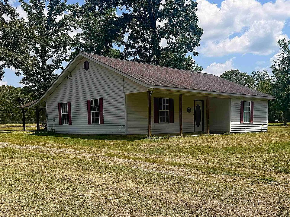 1st image of 450 Pinewood Rd