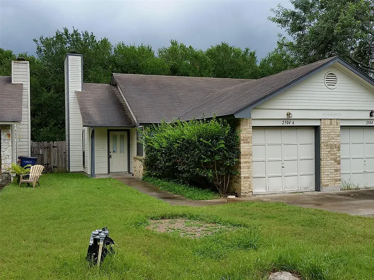 2504 Howellwood Way #A — Photo 2