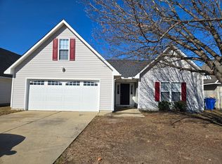 913 Mourning Dove Pl, Fayetteville, NC 28314