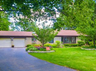 106 E Seegers Rd, Arlington Heights, IL 60005